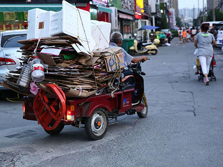 收廢品會被人看不起?帶你深入廢品回收行業(yè)! 收廢品會被人看不起?帶你深入廢品回收行業(yè)!